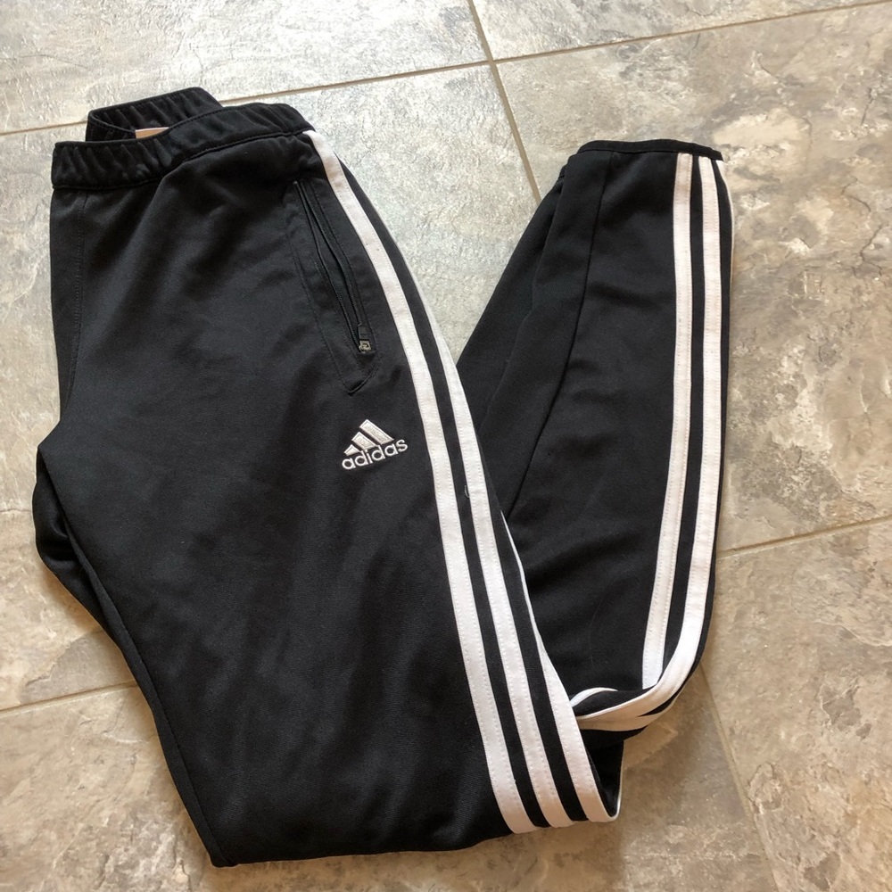 Adidas joggers